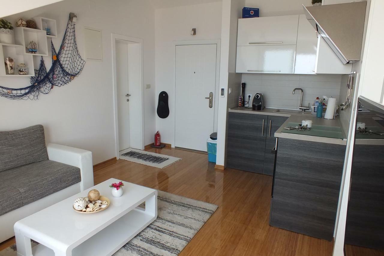 Apartment Silvija Novalja Exteriér fotografie