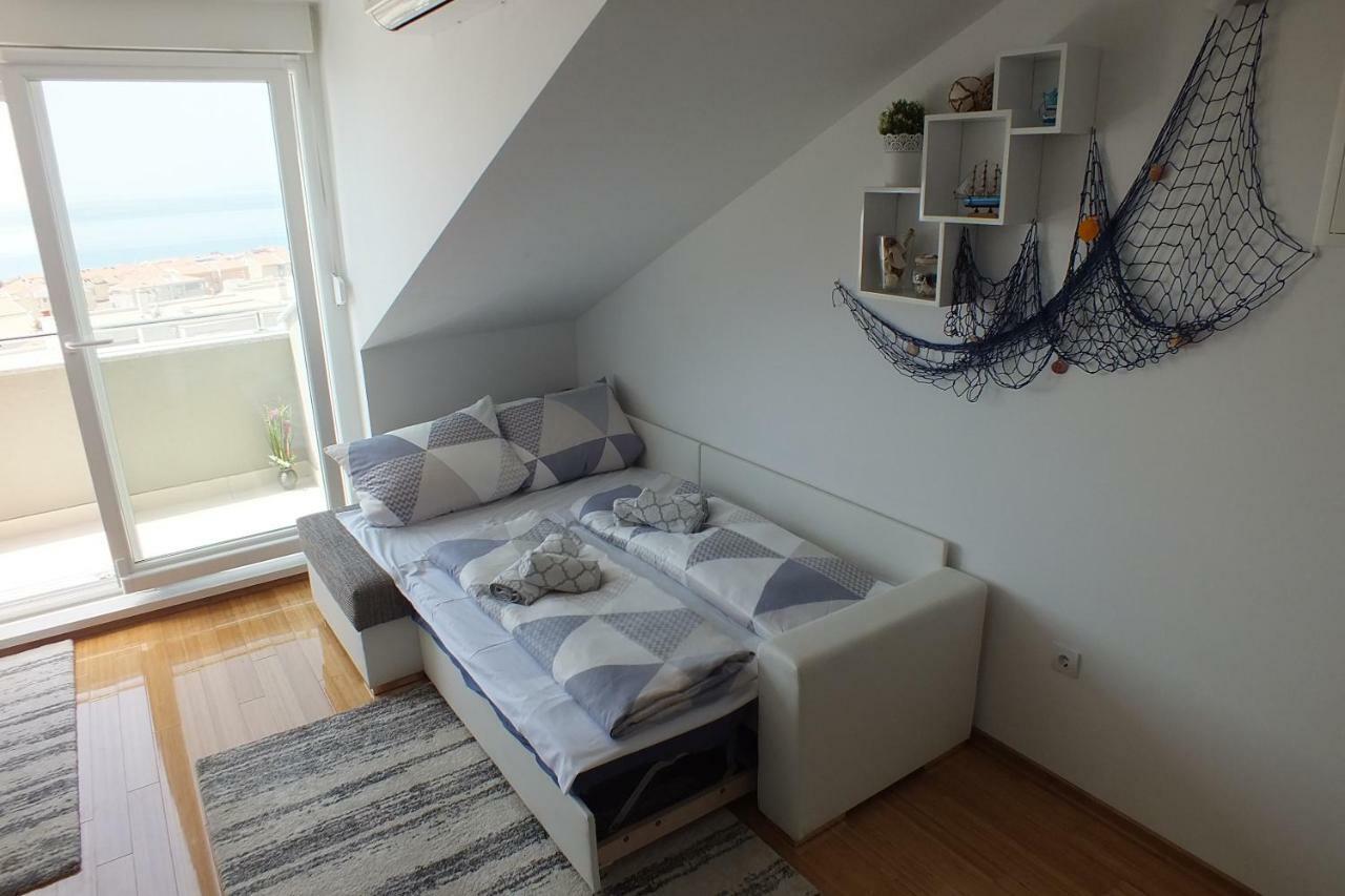 Apartment Silvija Novalja Exteriér fotografie